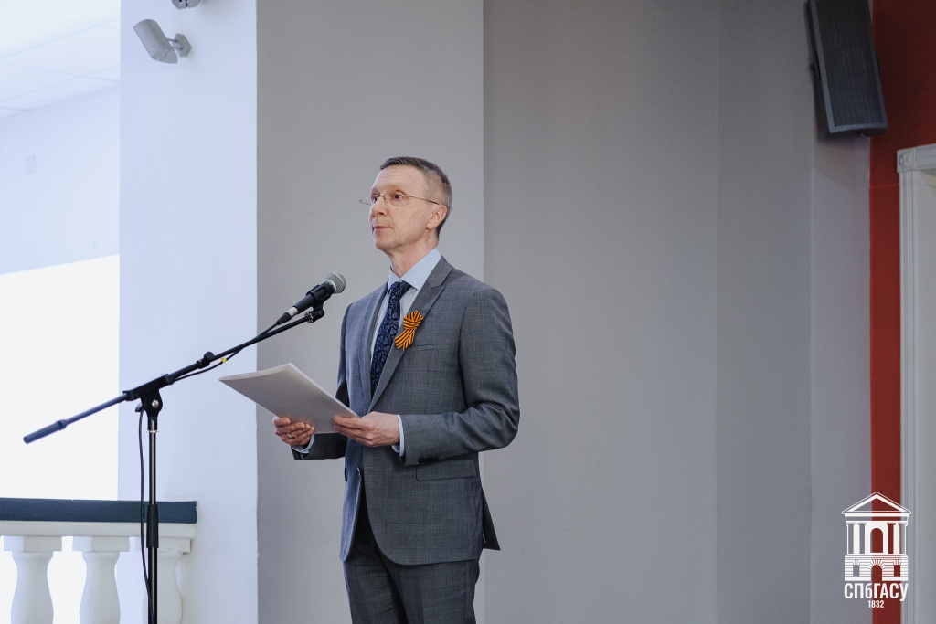 Сергей Михайлов.jpg