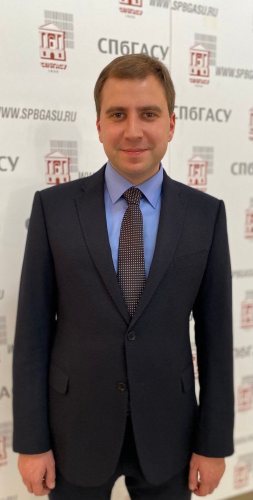 Егор Голов Егор Голов.jpg