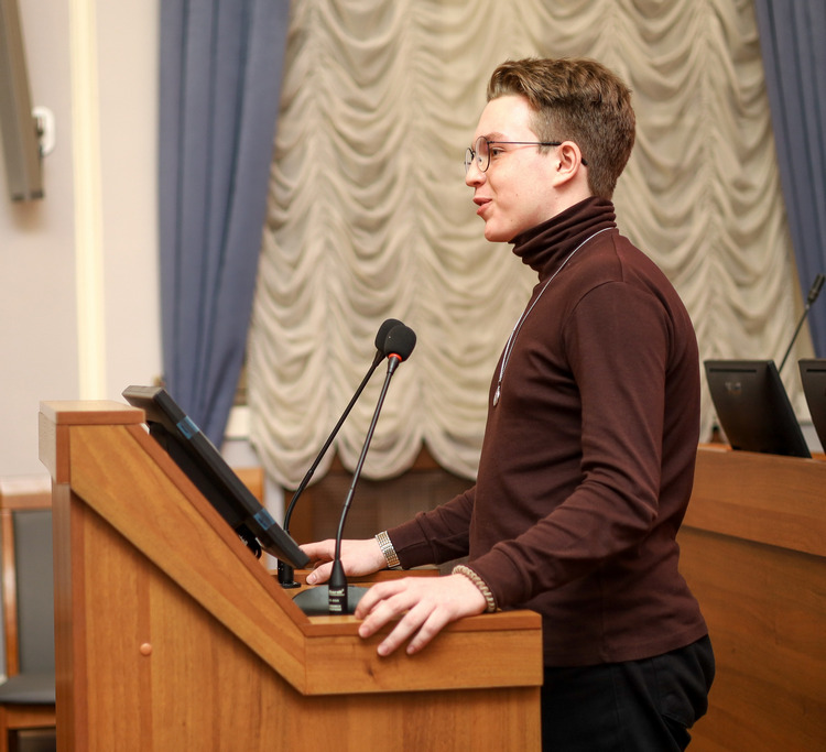 1. Председатель детского совета Максим Костылев.jpg 1. Председатель детского совета Максим Костылев.jpg